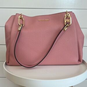 NWT MICHAEL KORS TRISHA LARGE TRIPLE GUSSET SHOULDER BAG IN PRIMROSE LEATHER